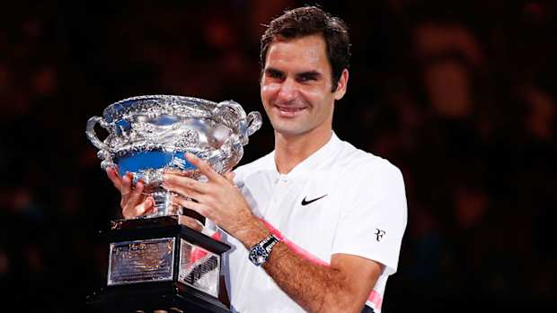 roger-federer-trophy-reacts-lead.jpg